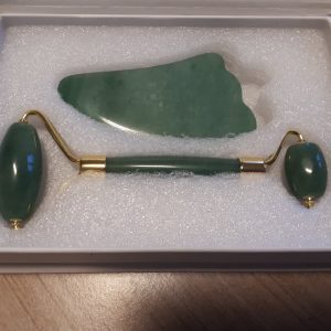 Rouleau de Jade et gua sha